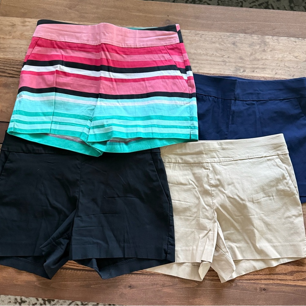 Lot (4 pairs) of New York & Co  Women's Shorts